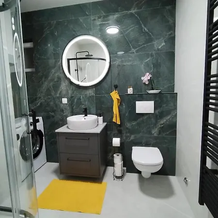 Apartment Handi Oasis Charming 6-person