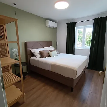 Handi Oasis Charming 6-person * Mlini