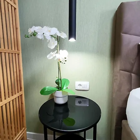 Handi Oasis Charming 6-person Apartment *