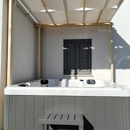 Handi Oasis Charming 6-person Apartment *