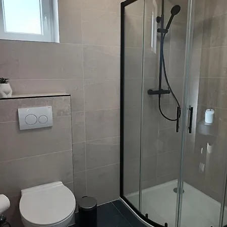Handi Oasis Charming 6-person Mlini